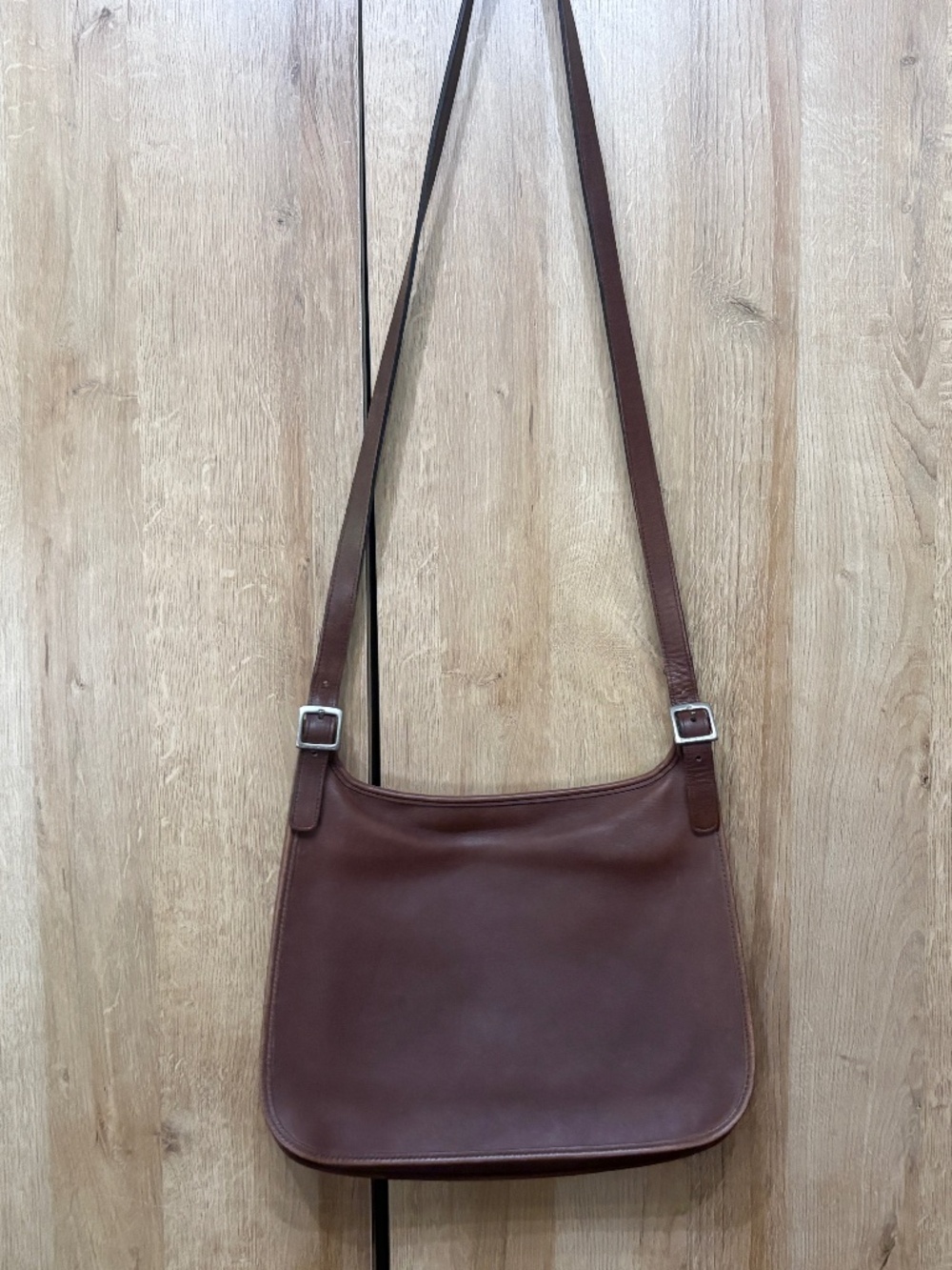 Vintage COACH Hippie Flap Crossbody Saddle Bag Brown Leather 9134 Costa Rica